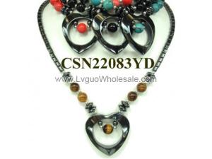 Assorted Semi precious Beads Hematite Heart Pendant Chain Choker Fashion Necklace